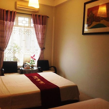Nhu Phu Hotel Hue Bagian luar foto