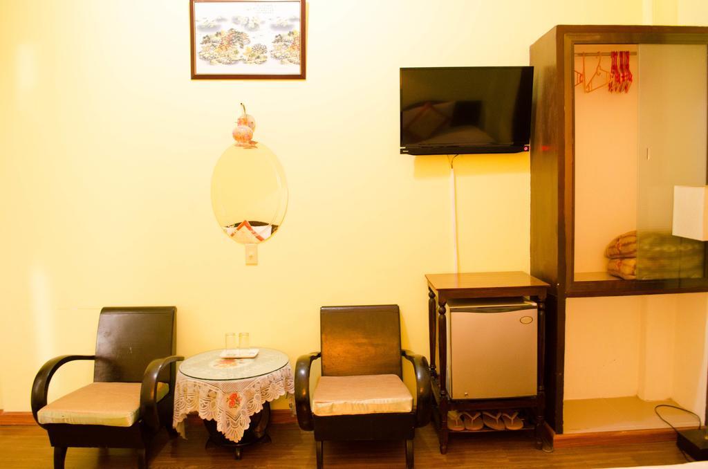 Nhu Phu Hotel Hue Bagian luar foto